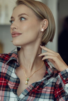 Disney Winnie The Pooh Gold-Plated Butterfly And Pooh Pendant With Paper Clip Chain, 18'' 1 Disney Winnie The Pooh Gold-Plated Butterfly And Pooh Pendant With Paper Clip Chain, 18''